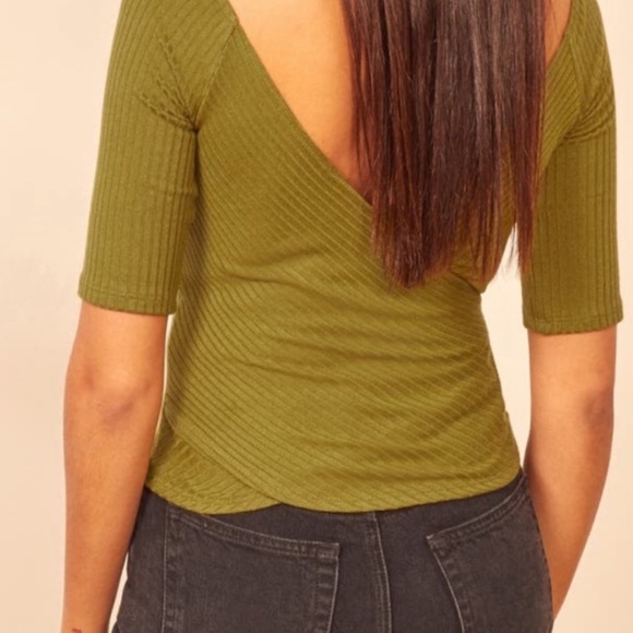 Reformation Dash Top - Picture 2 of 6